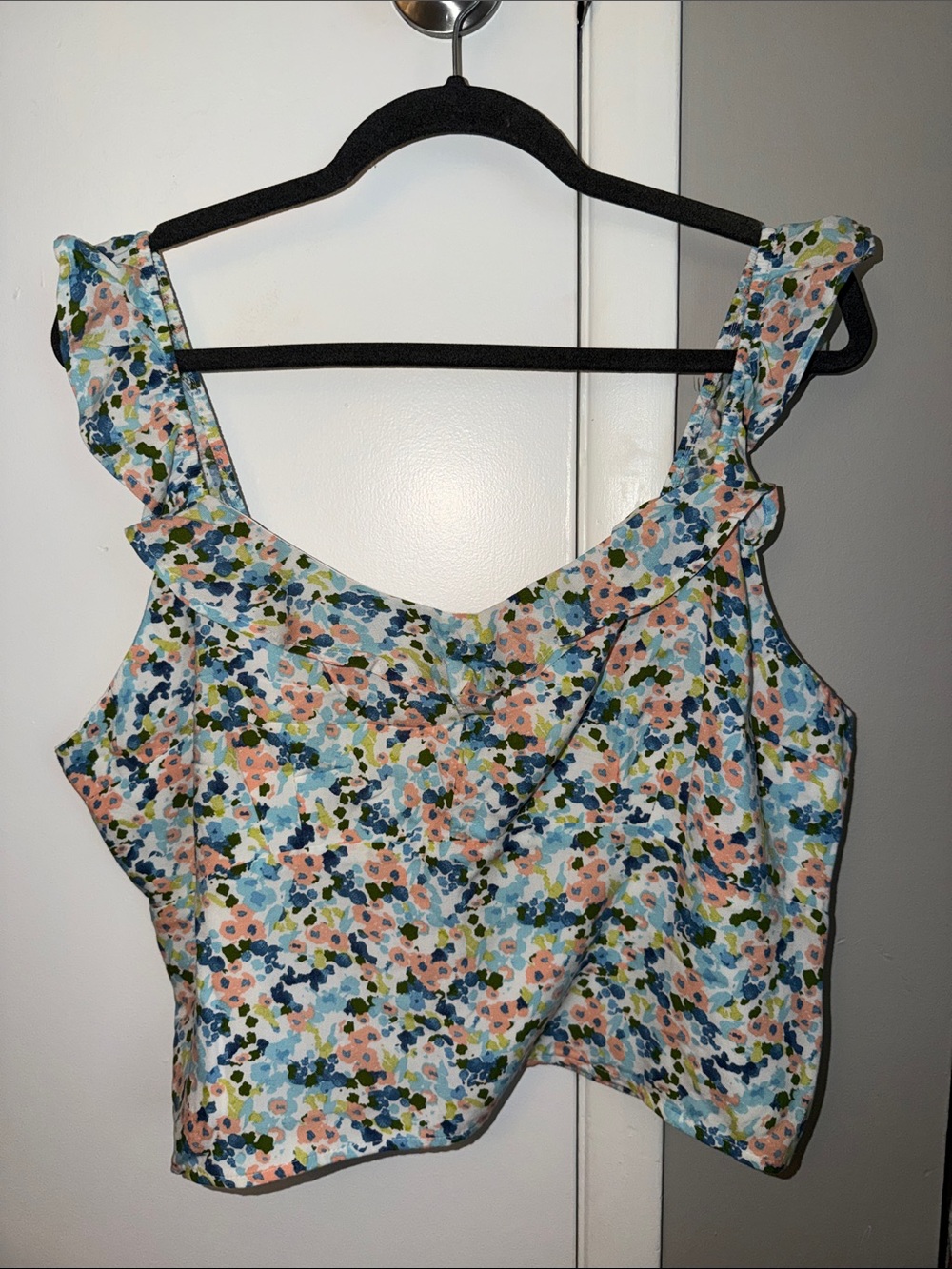Abercrombie & Fitch Pastel Floral Ruffle Crop Top
